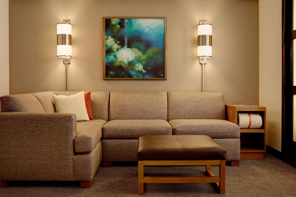 hyatt place detroit royal oak