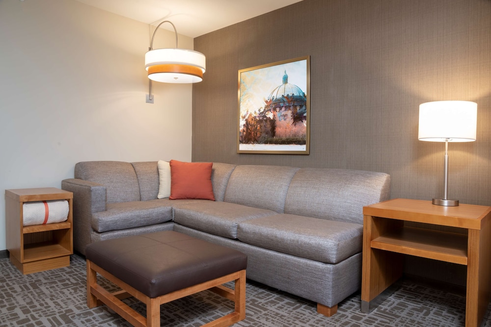 hyatt place detroit royal oak