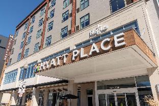 hyatt place detroit royal oak