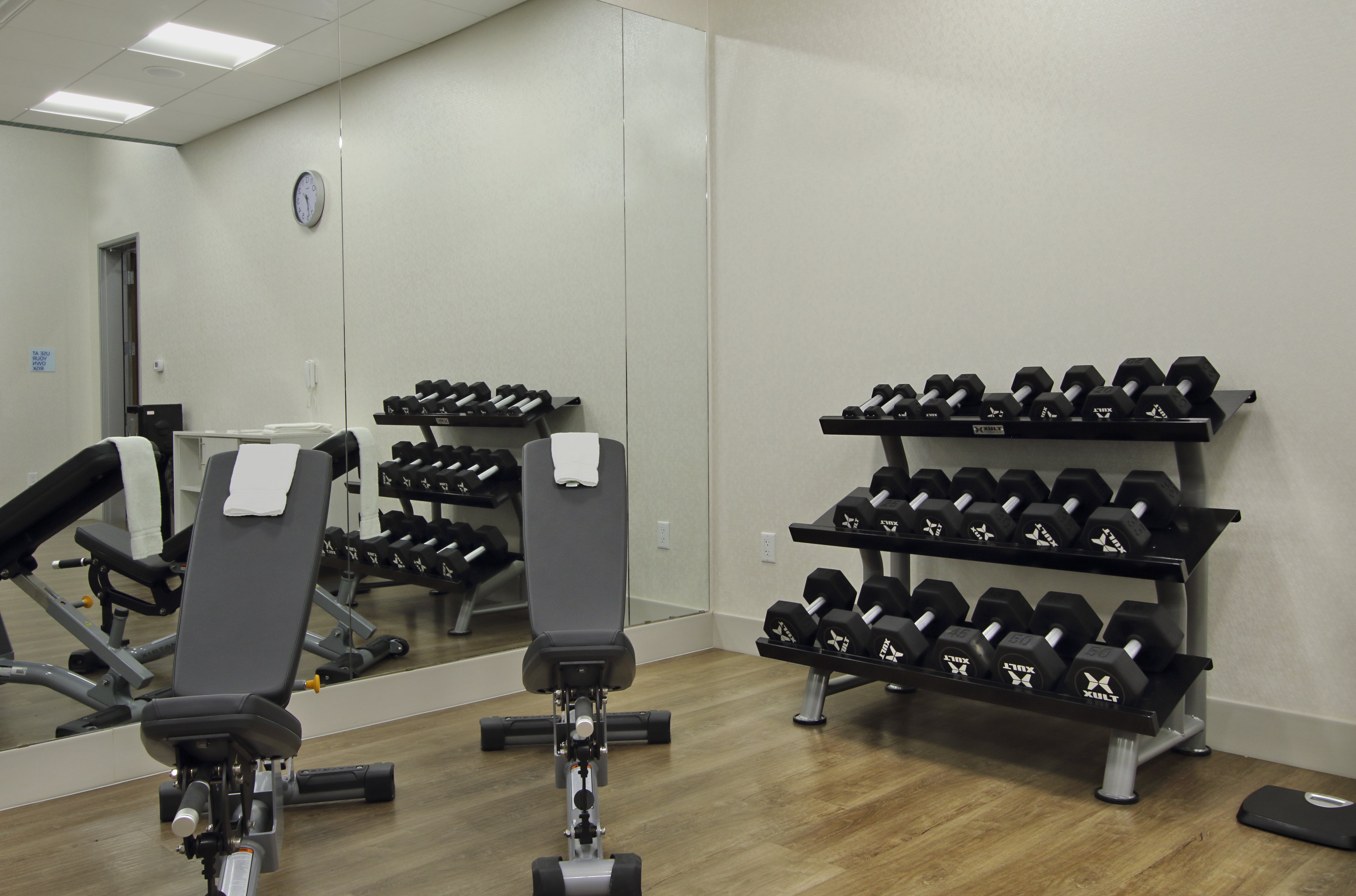 holiday inn exp and sts dallas frisco nw toyota stdm