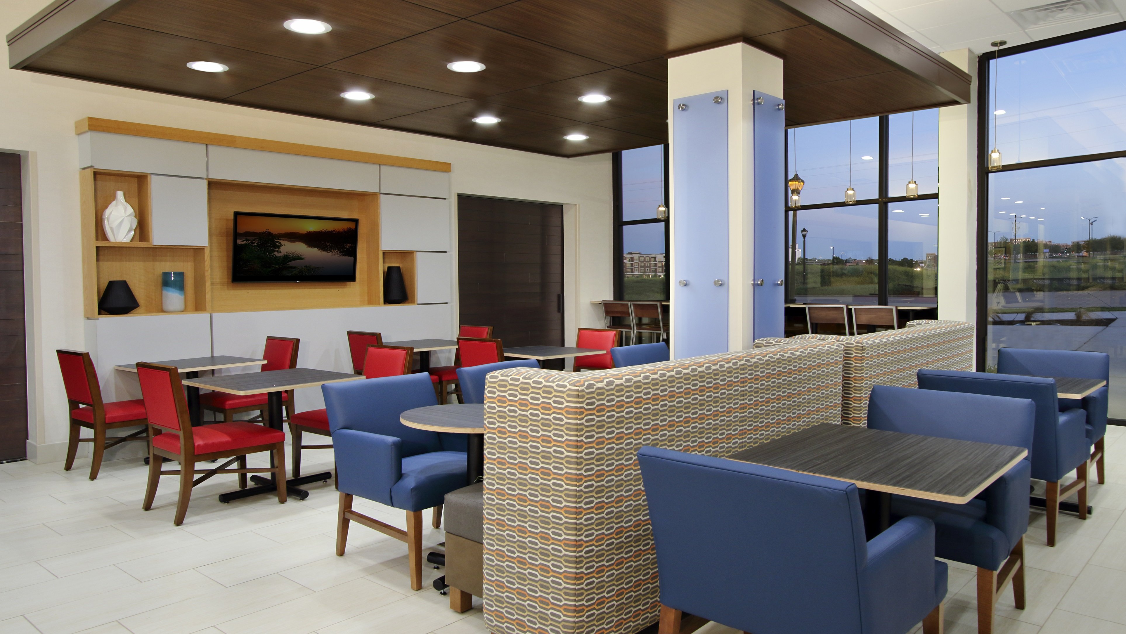 holiday inn exp and sts dallas frisco nw toyota stdm