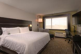 holiday inn express and suites tulsa downtown an ihg hotel
