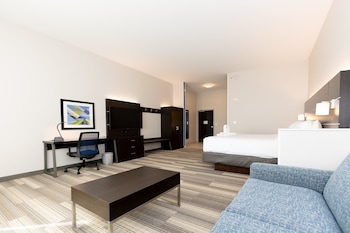 holiday inn express and suites franklin berry farms