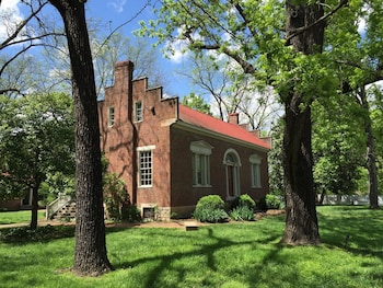 holiday inn express and suites franklin berry farms