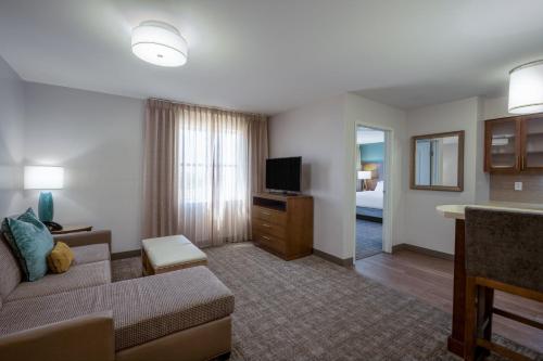 staybridge suites phoenix east gilbert an ihg hotel