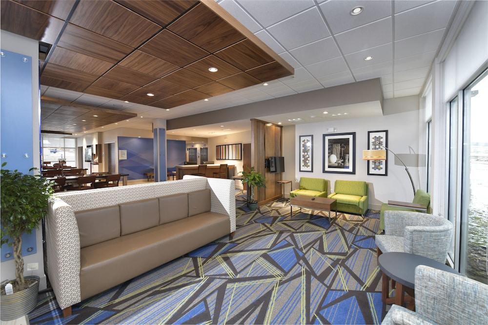 holiday inn express and suites millersburg an ihg hotel