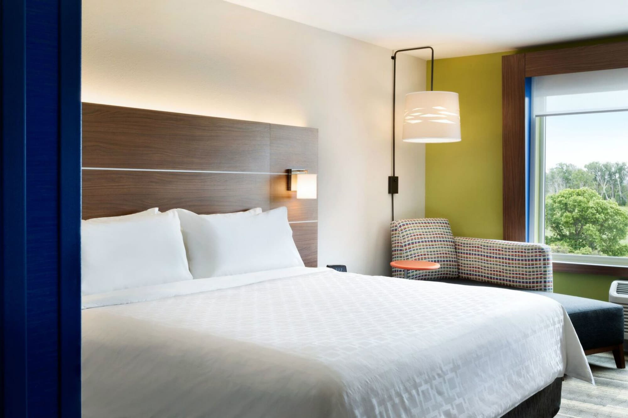 holiday inn express and suites millersburg an ihg hotel