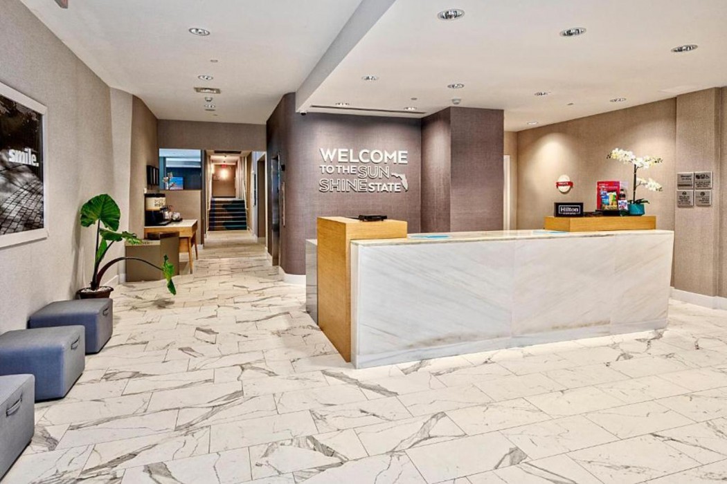 hotel continental miami beach tapestry collection by hilton