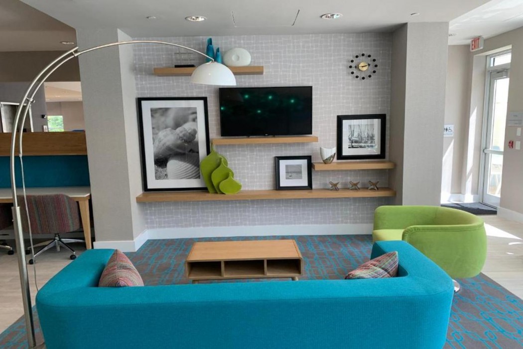 hotel continental miami beach tapestry collection by hilton