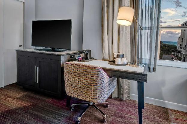 hotel continental miami beach tapestry collection by hilton