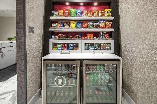 hotel continental miami beach tapestry collection by hilton