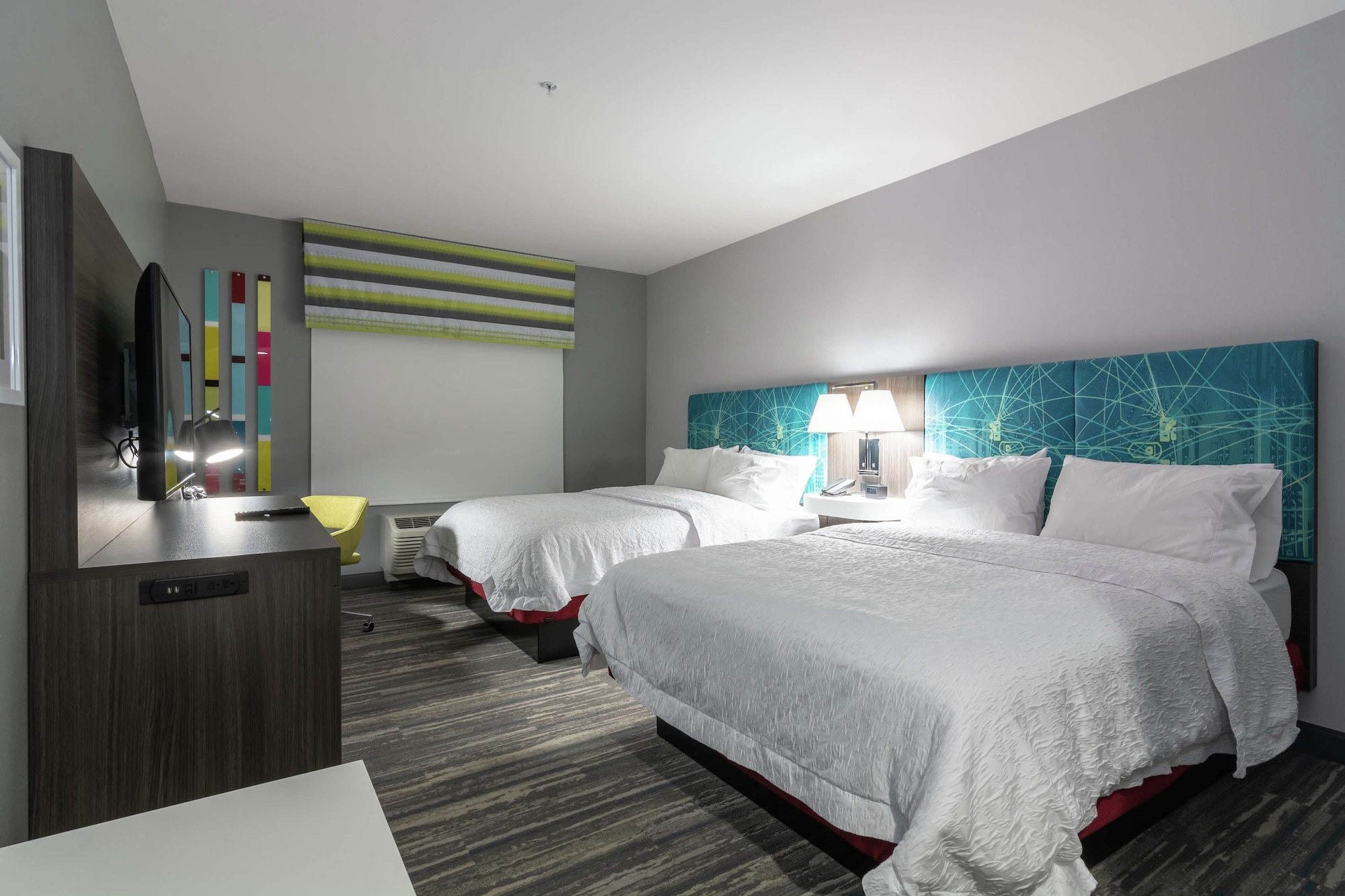 hampton inn and suites dallas east