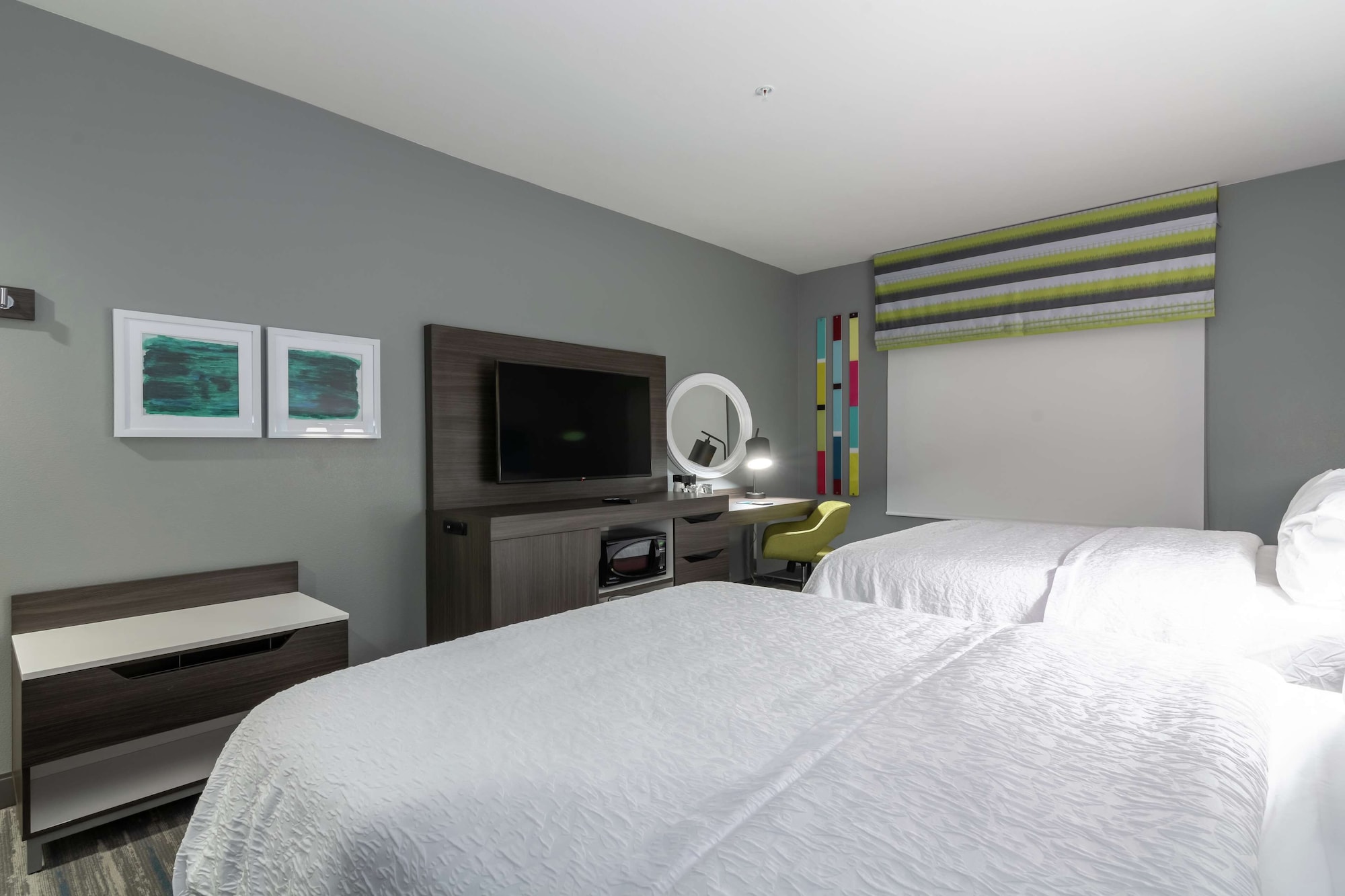 hampton inn and suites dallas east