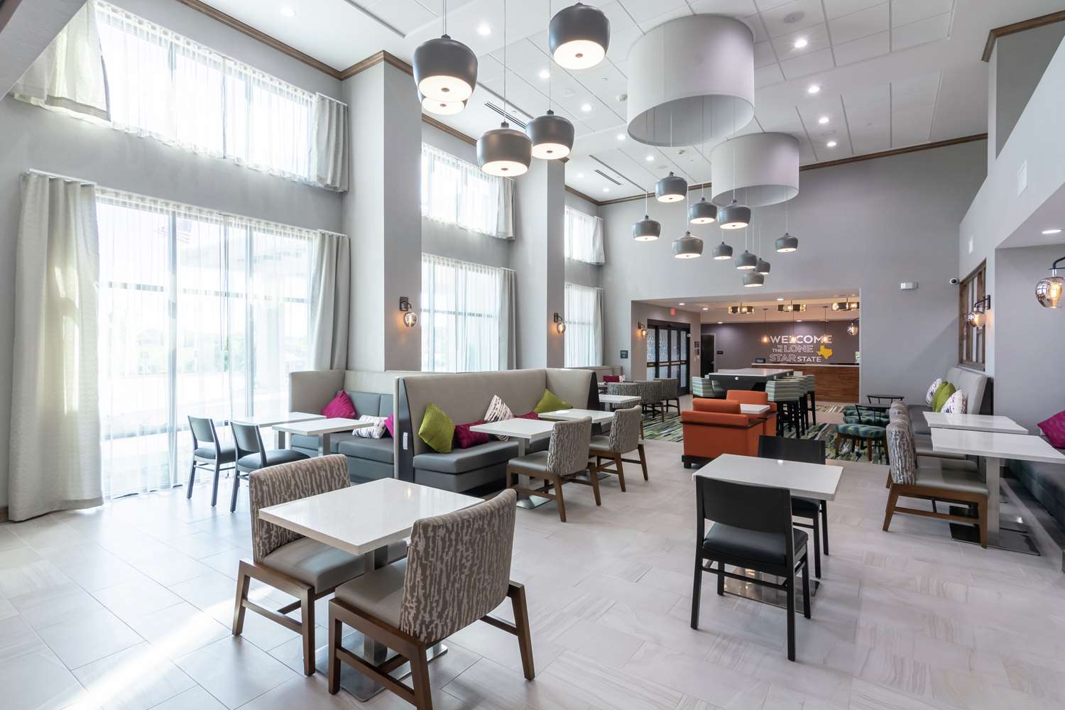 hampton inn and suites dallas east