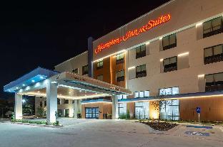 hampton inn and suites dallas east