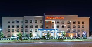 hampton inn and suites dallas east