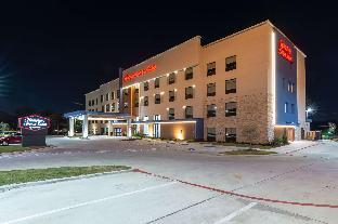 hampton inn and suites dallas east