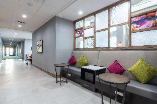 hampton inn and suites dallas east