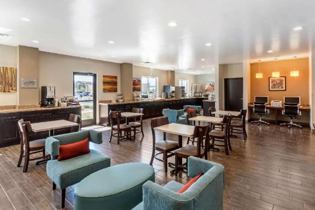 sleep inn and suites denver international airport