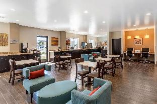sleep inn and suites denver international airport