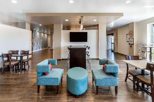 sleep inn and suites denver international airport