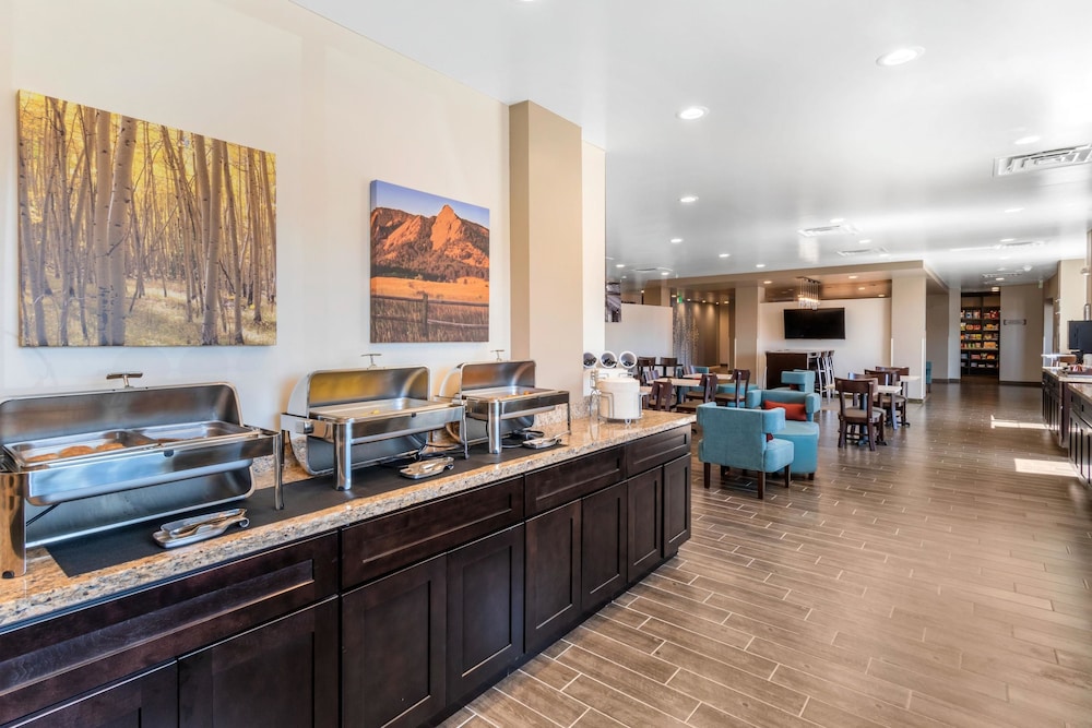 sleep inn and suites denver international airport