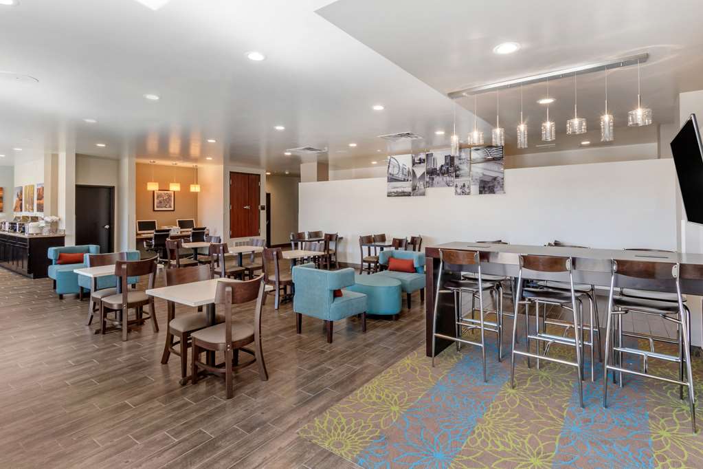 sleep inn and suites denver international airport