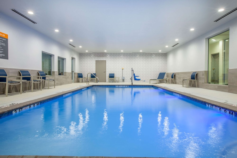 la quinta inn and suites by wyndham dallas duncanville