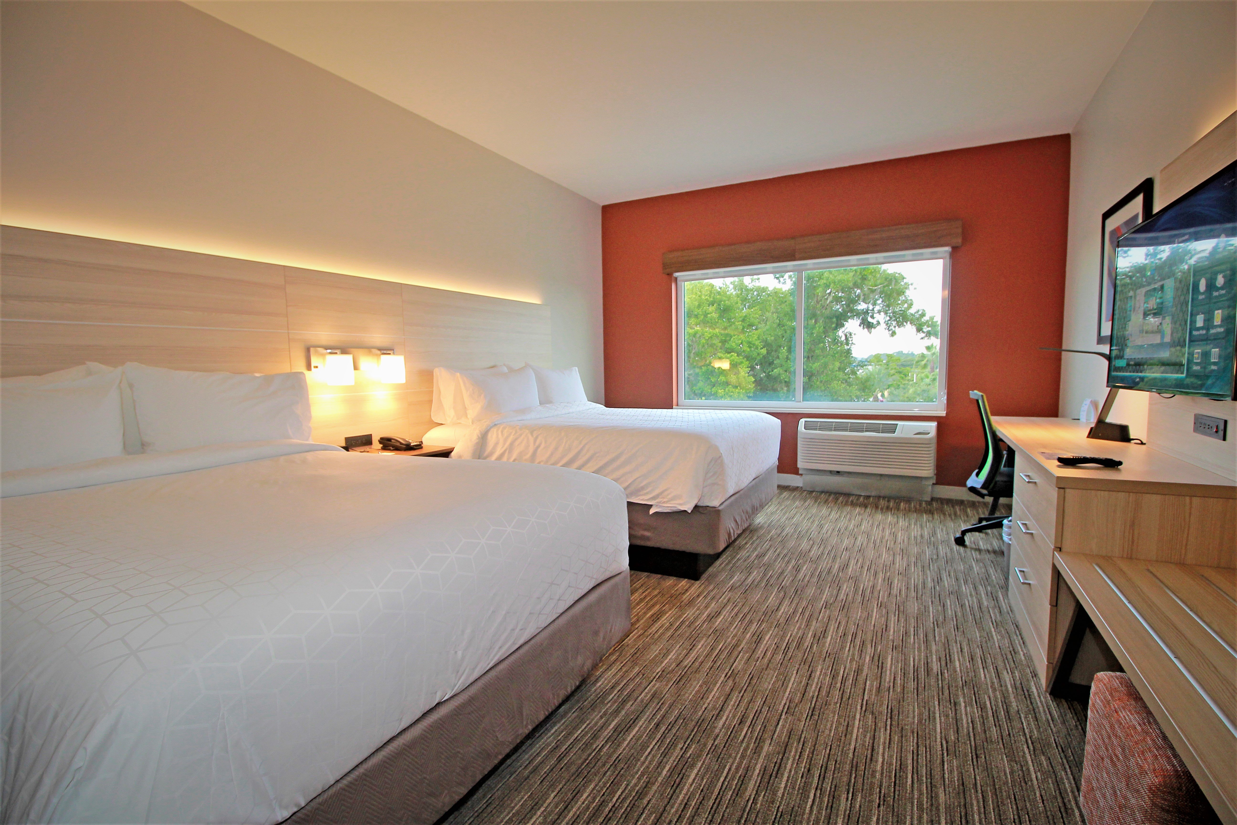 holiday inn express and suites ocala an ihg hotel