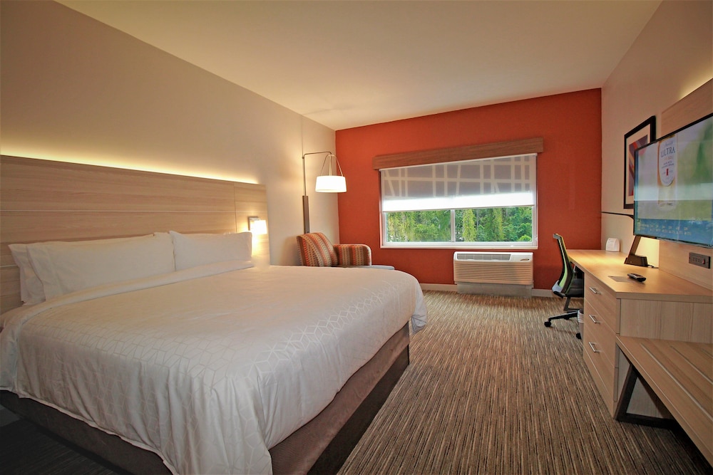 holiday inn express and suites ocala an ihg hotel