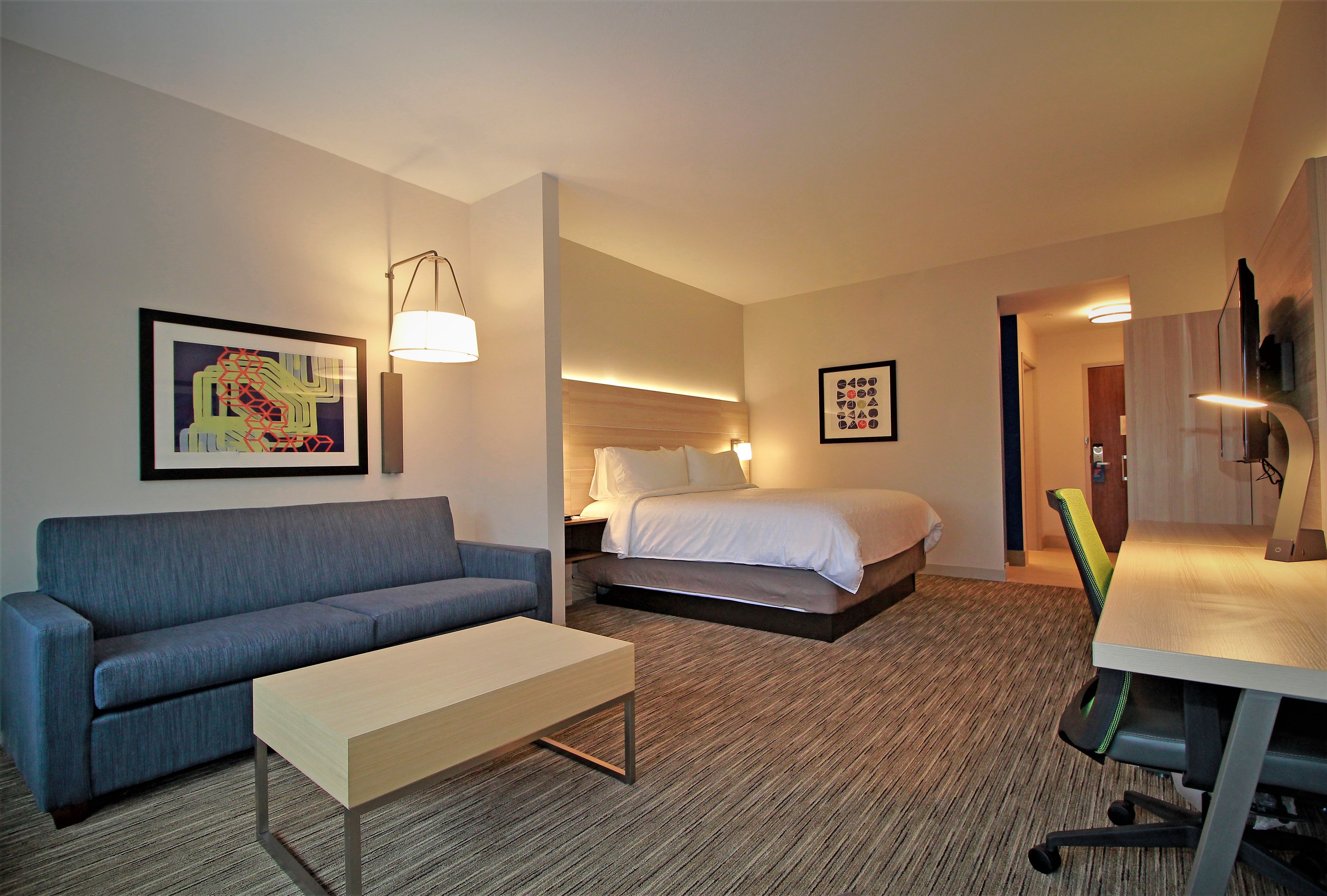 holiday inn express and suites ocala an ihg hotel