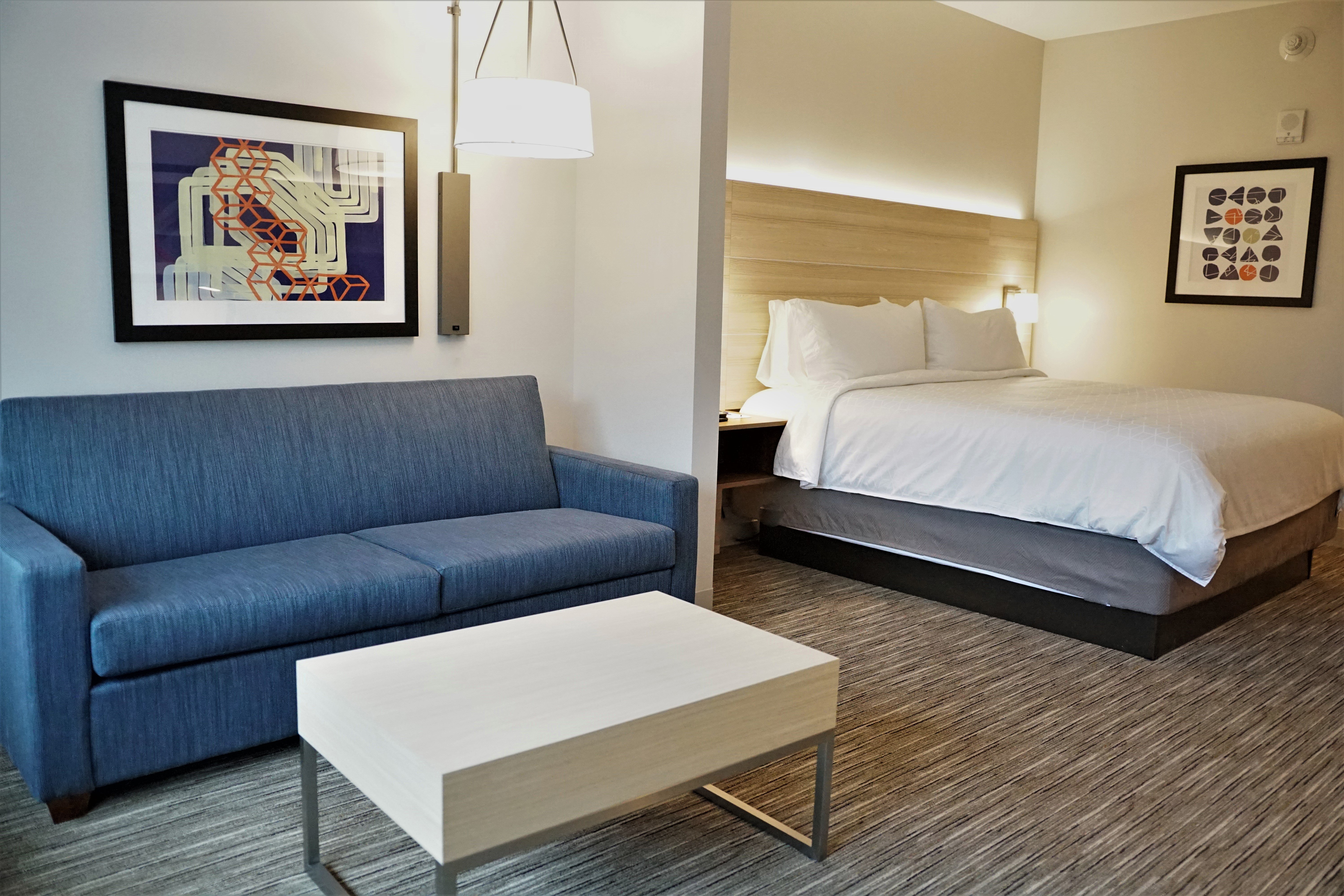 holiday inn express and suites ocala an ihg hotel