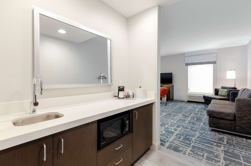 hampton inn acworth