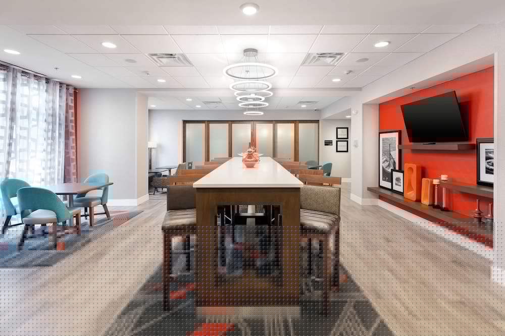 hampton inn acworth