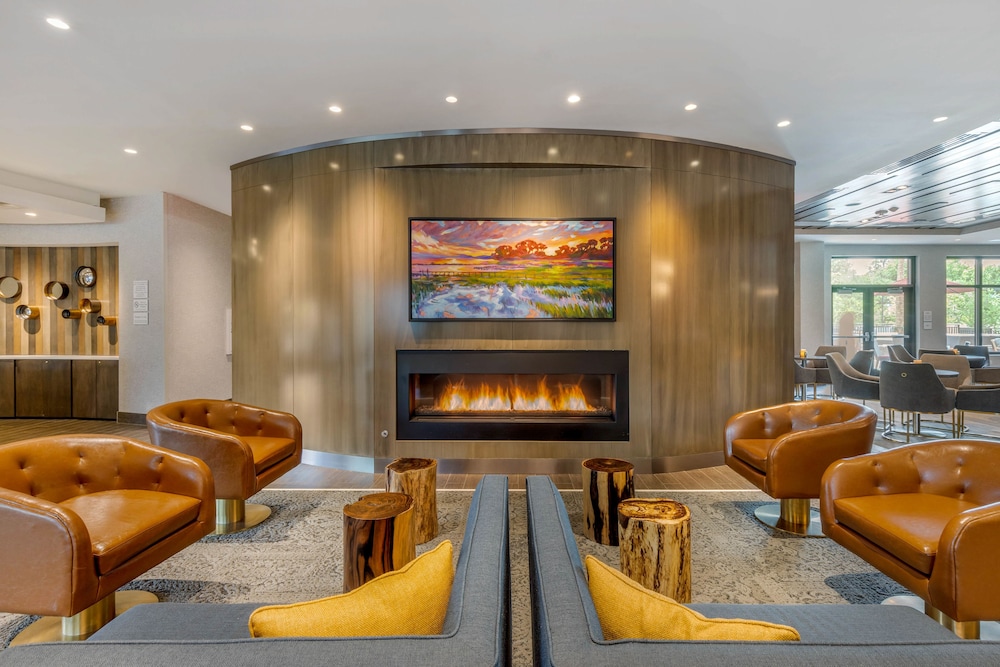 cambria hotel charleston riverview