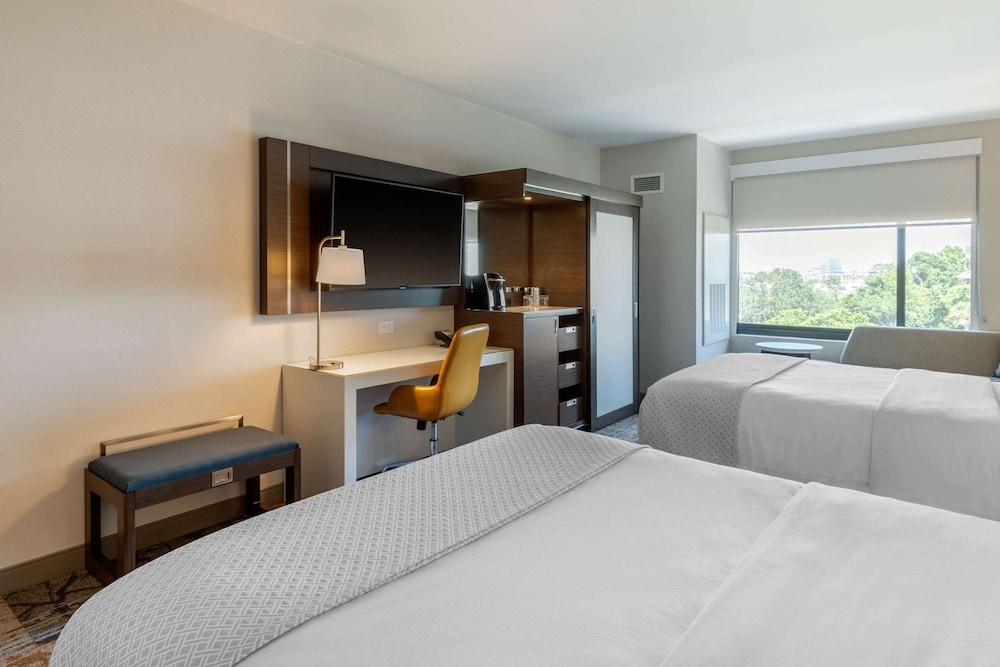 cambria hotel charleston riverview