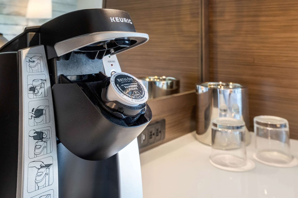 cambria hotel charleston riverview