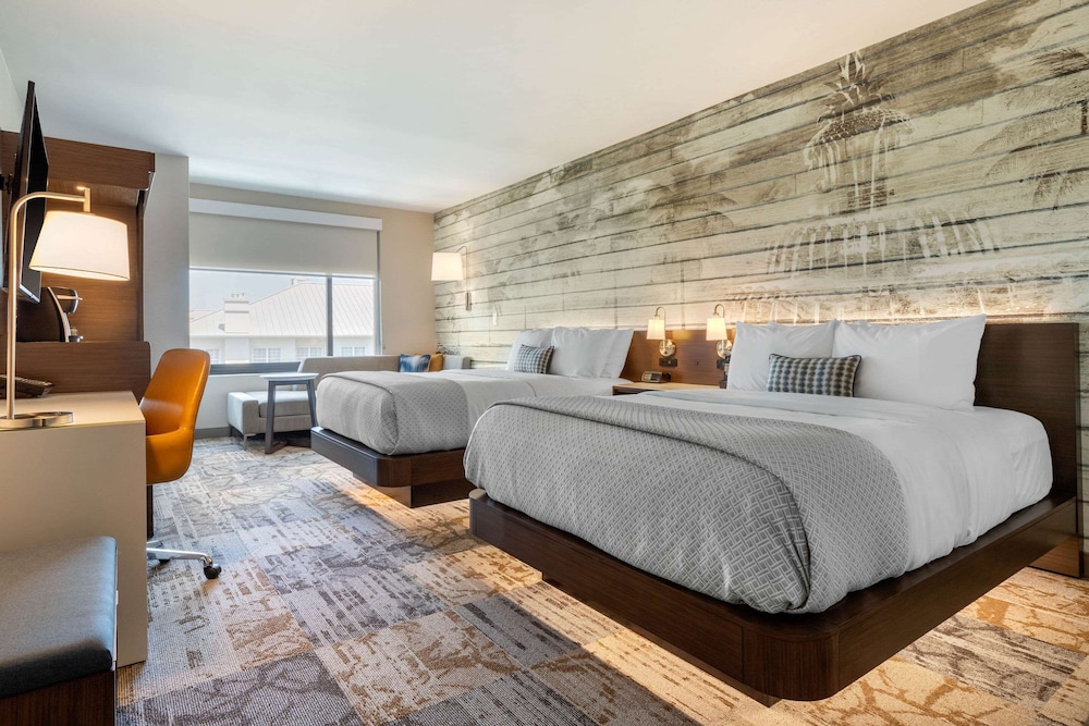 cambria hotel charleston riverview