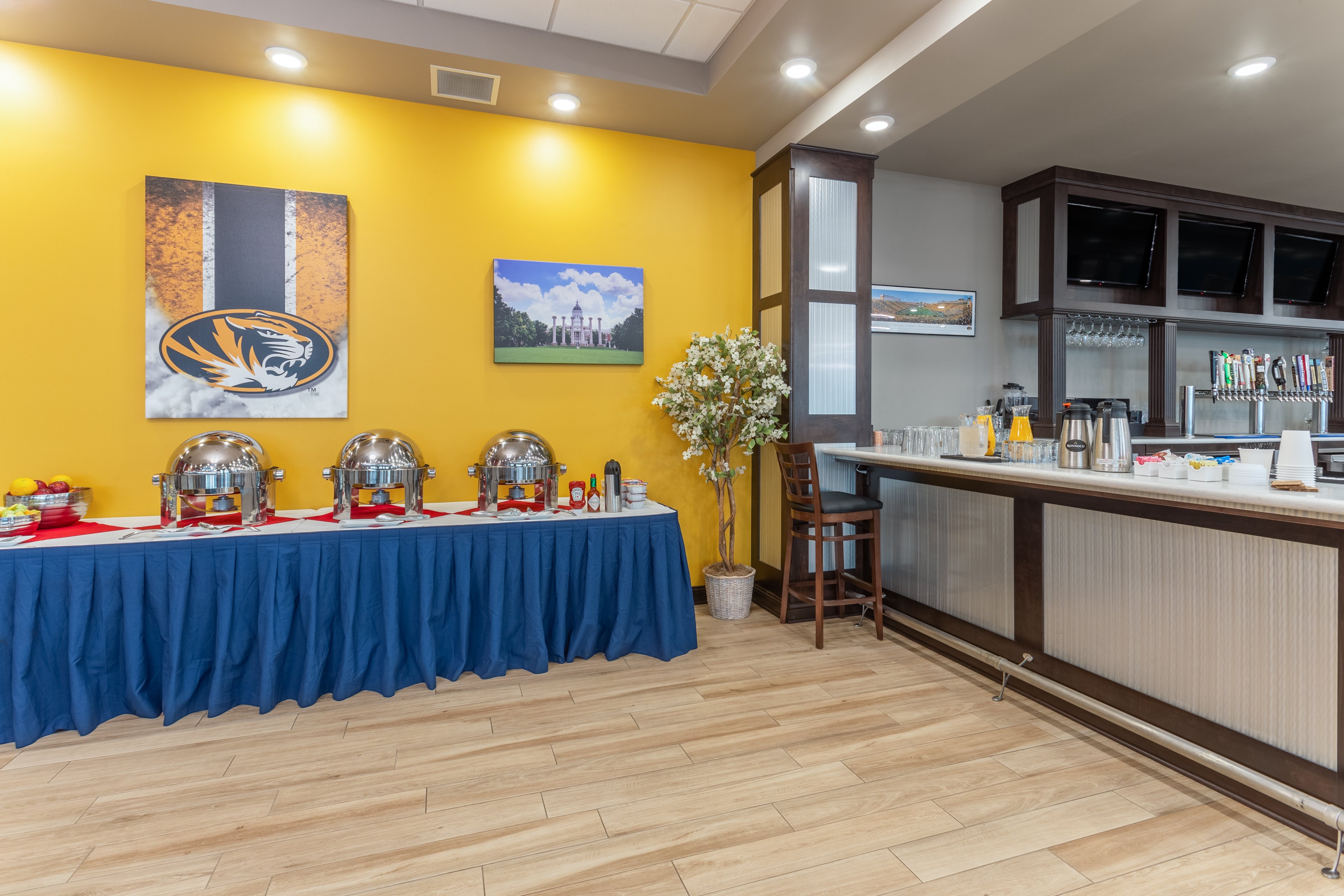 holiday inn hotel and suites jefferson city an ihg hotel