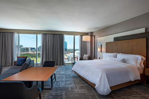 the westin irving convention center at las colinas