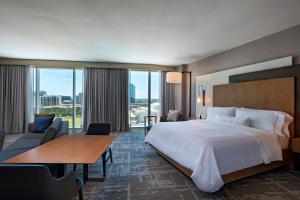 the westin irving convention center at las colinas