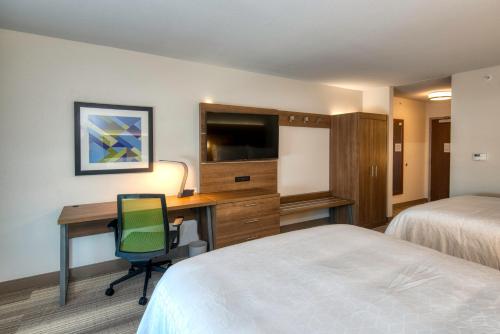 holiday inn express and suites omaha downtown old market