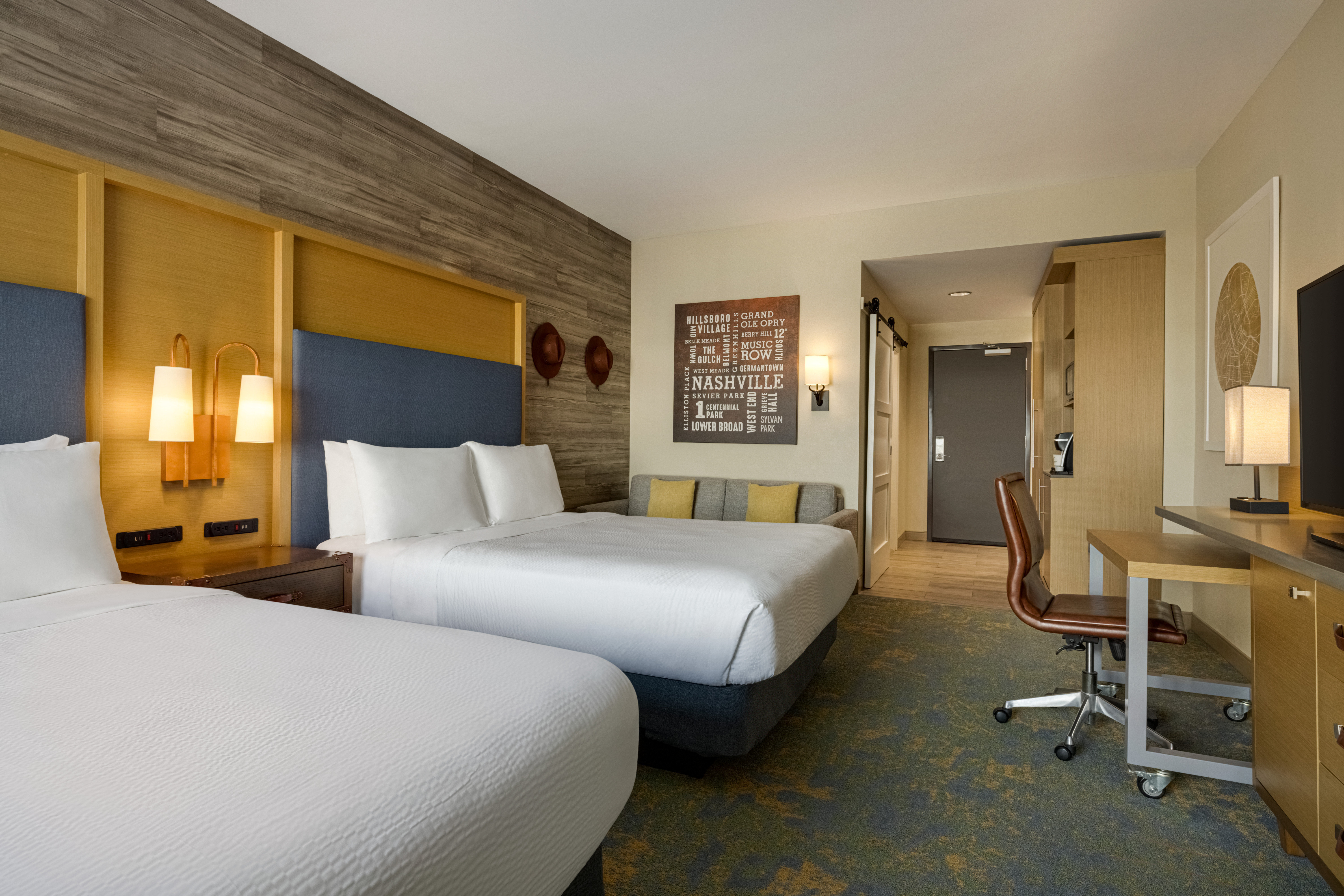 holiday inn and suites nashville downtown broadway