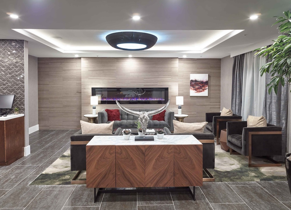 sandman signature plano frisco hotel