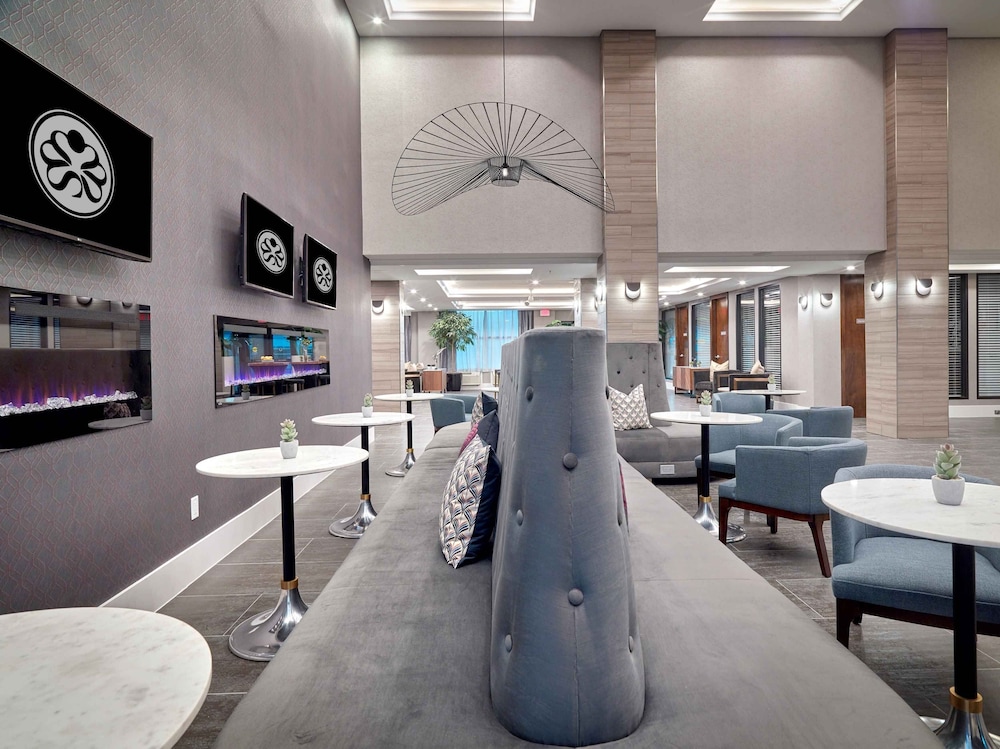 sandman signature plano frisco hotel