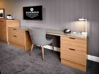 sandman signature plano frisco hotel