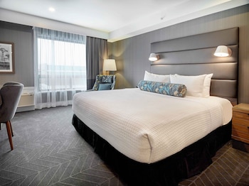 sandman signature plano frisco hotel