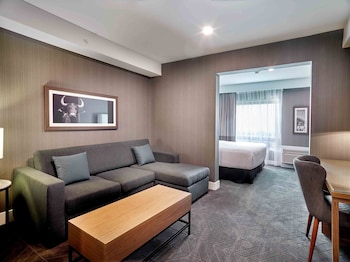 sandman signature plano frisco hotel