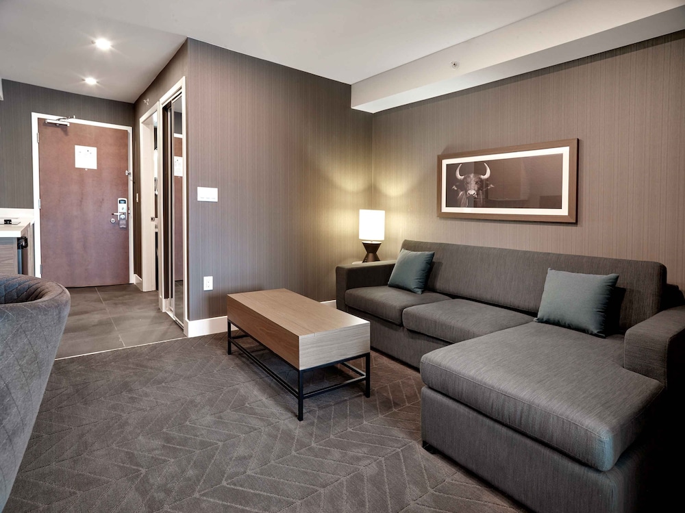 sandman signature plano frisco hotel