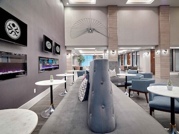 sandman signature plano frisco hotel